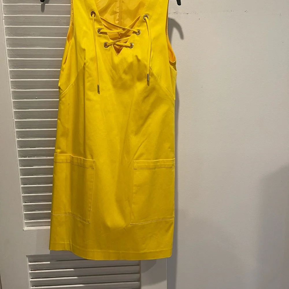 Dress - Picture 5 of 5